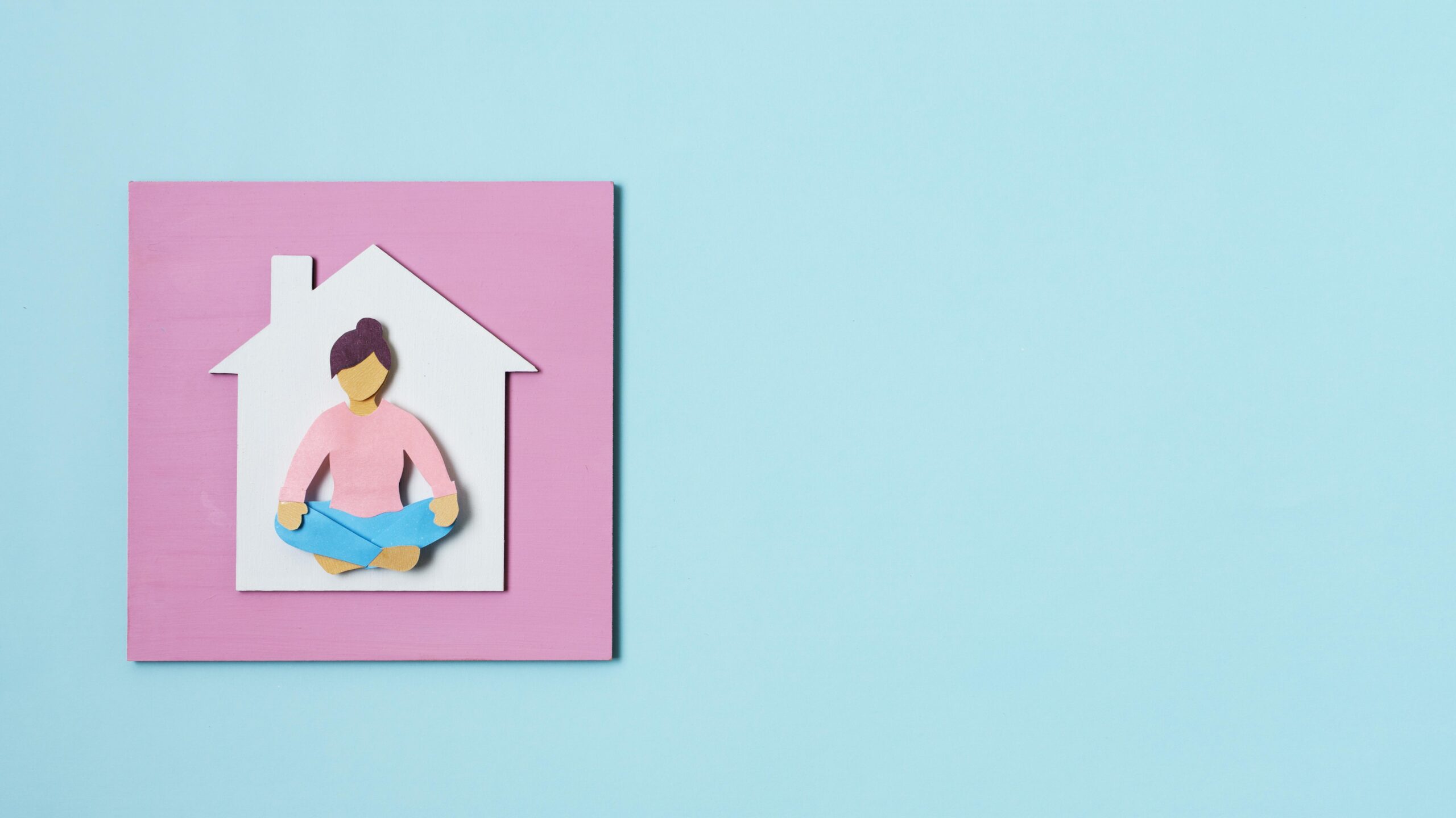woman shape sweet home pink domicile visite